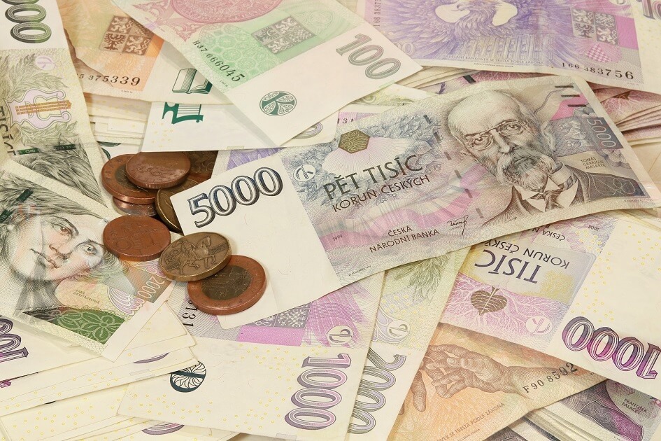 Průměrná cena elektřiny za kWh v roce 2019 zdražila na 4,6 korun. Kdo ji prodává levněji?